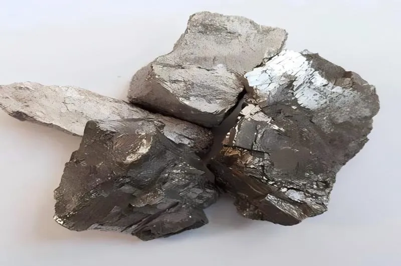 Where Does Vanadium Occur Naturally?